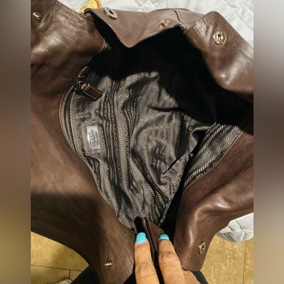 EUC-Prada Vitello East West Chocolate Brown Leather Bag EUC - Picture 12 of 17